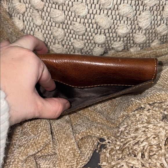 Patricia Nash leather turn lock large wallet - Picture 3 of 7